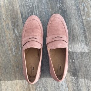 NWOT - Clarks Pink Suede Loafers